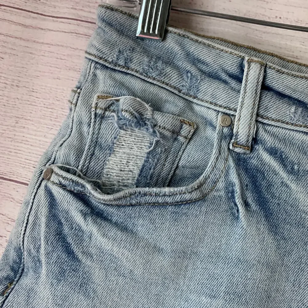 Risen Los Angeles Denim Jean Shorts Light Washed Distressed Size 7/28